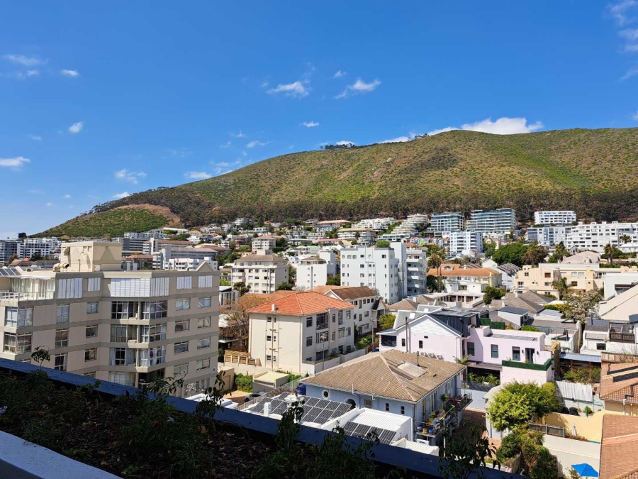 To Let 1 Bedroom Property for Rent in Sea Point Western Cape